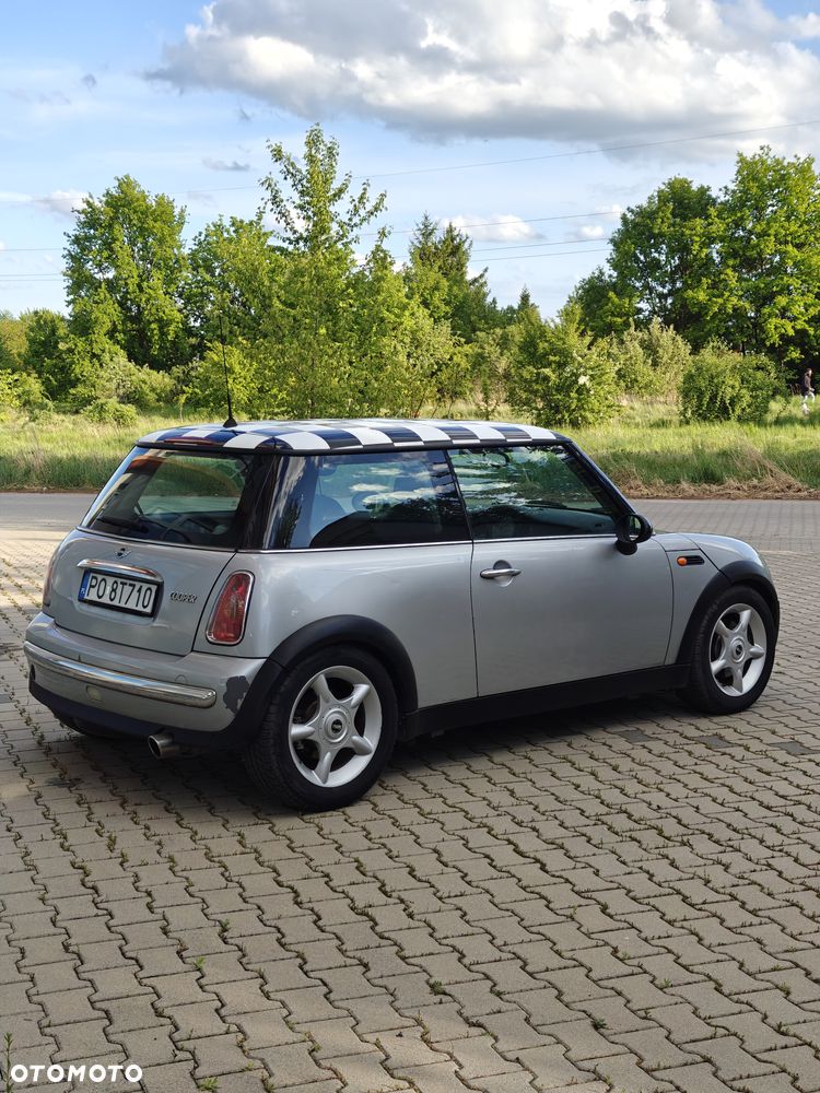 MINI Cooper chili - 3