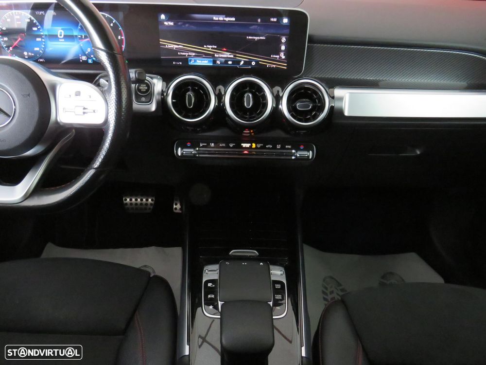 Mercedes-Benz GLB 180 d AMG Line - 30