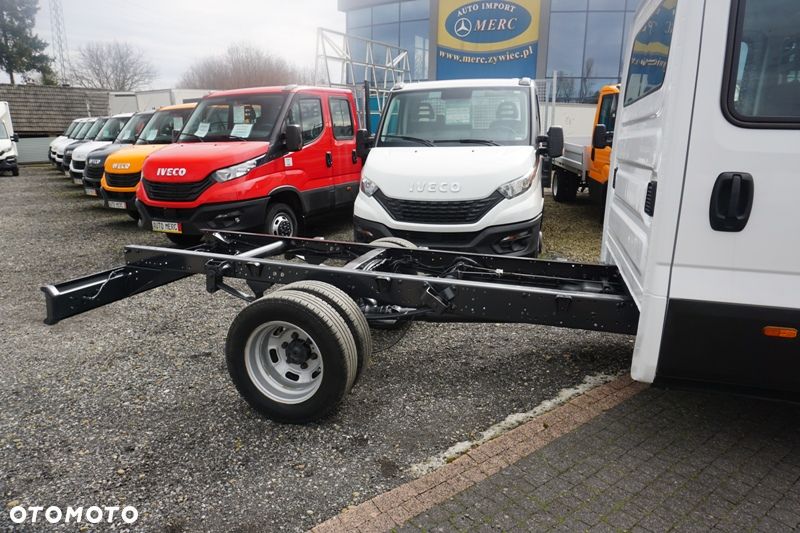 Iveco 35C14 doka skrzynia wywrotka HDS żuraw - 10