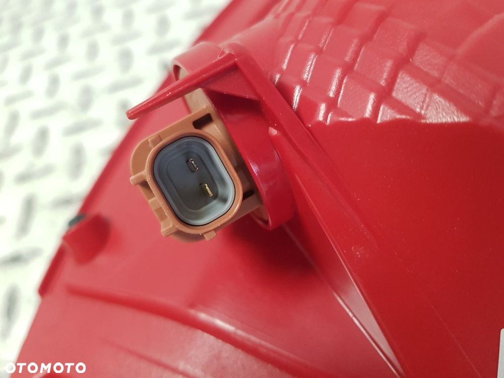 BARDZO ŁADNA ORYGINALNA LAMPA PRAWA TYLNA KIA SPORTAGE V 5 21-25 PRZECIWMGIELNA TYŁ 92406R2000 - 9