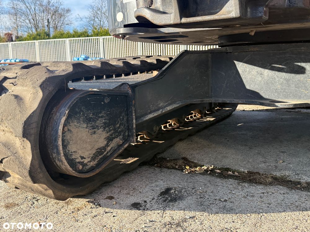 Kubota Midikoparka U56-5 - 19