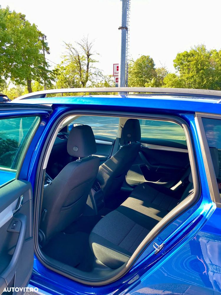 Skoda Octavia 2.0 TDI STYLE - 7