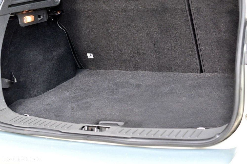 Ford Kuga 2.0 TDCi Titanium - 17