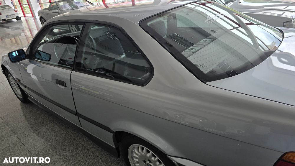 BMW Seria 3 - 34