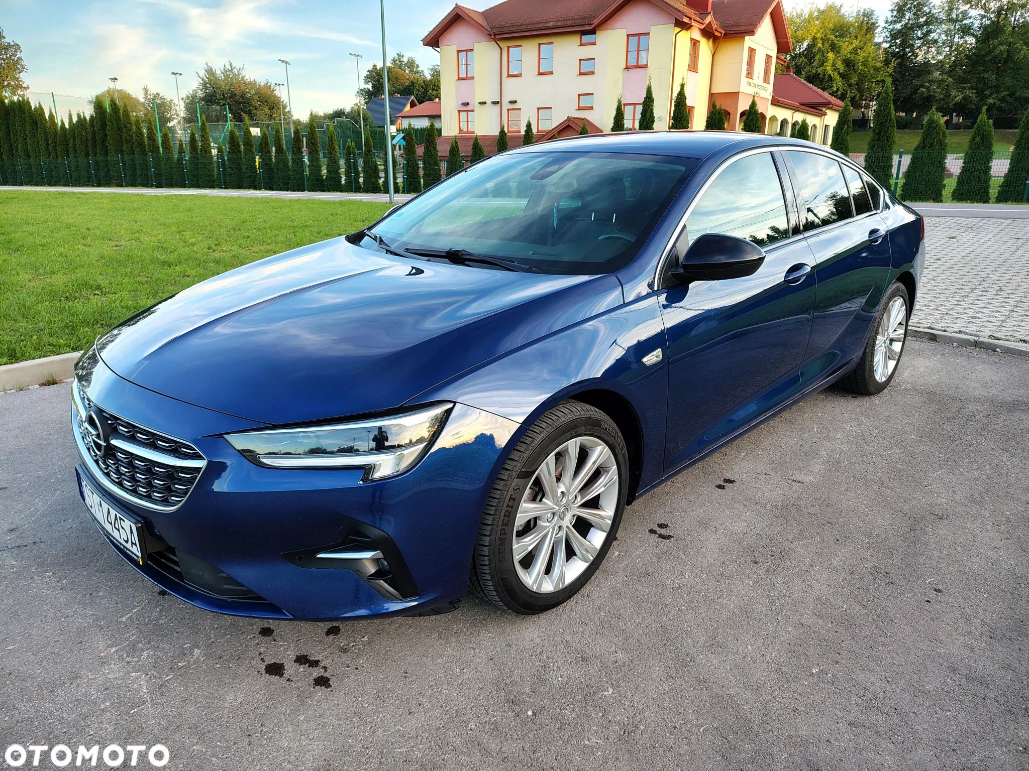 Opel Insignia Grand Sport 2.0 Diesel Automatik Business Elegance - 1