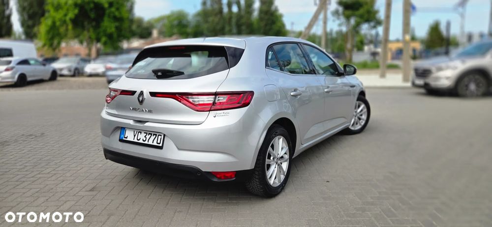 Renault Megane BLUE dCi 115 EDC INTENS - 14