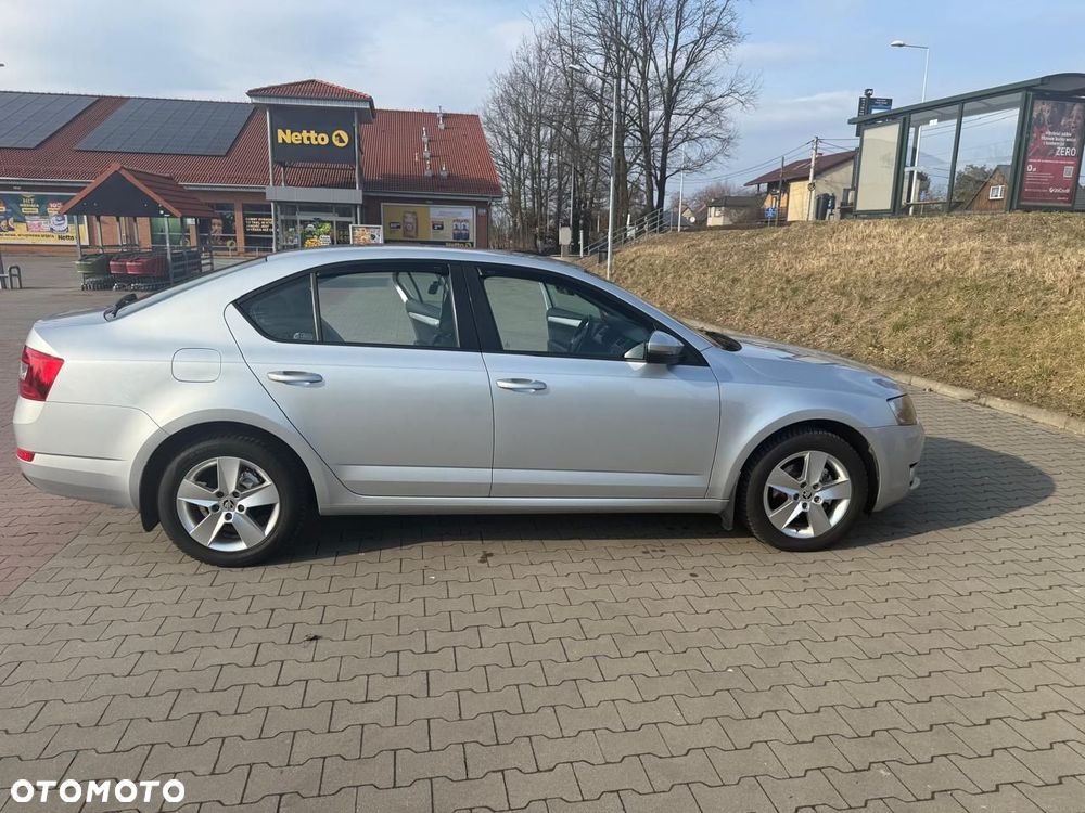 Skoda Octavia 2.0 TDI Drive - 8