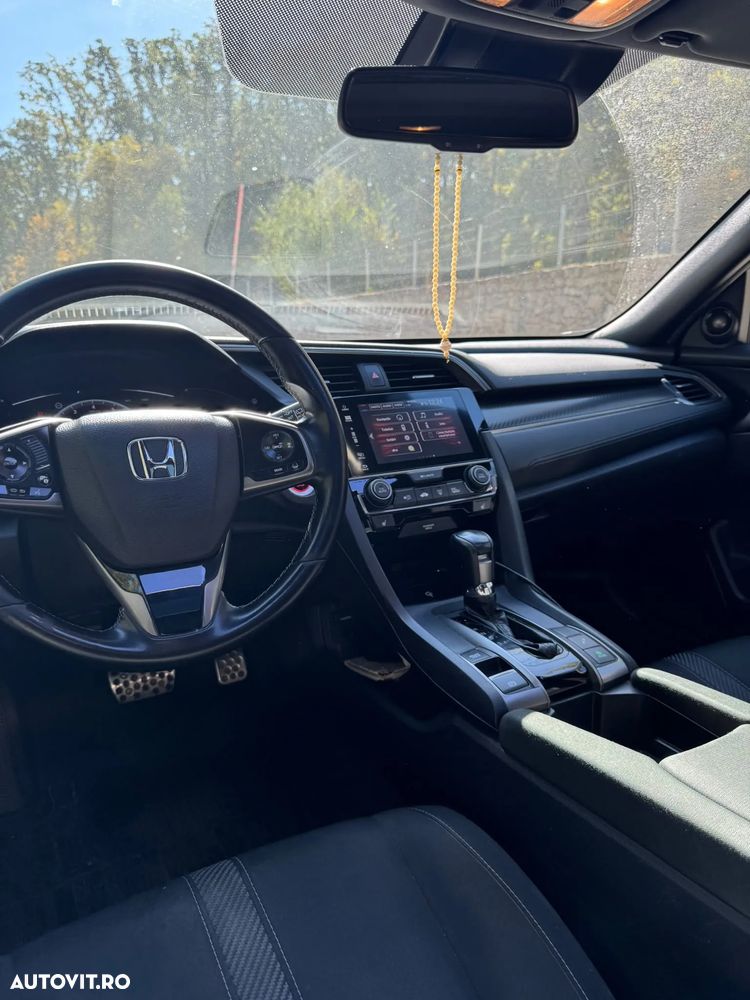 Honda Civic 1.5 VTEC Turbo CVT Sport Plus - 8