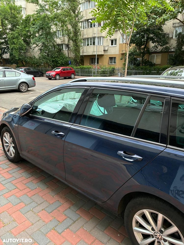 Volkswagen Golf 1.6 TDI BlueMotion Technology DSG Comfortline - 3