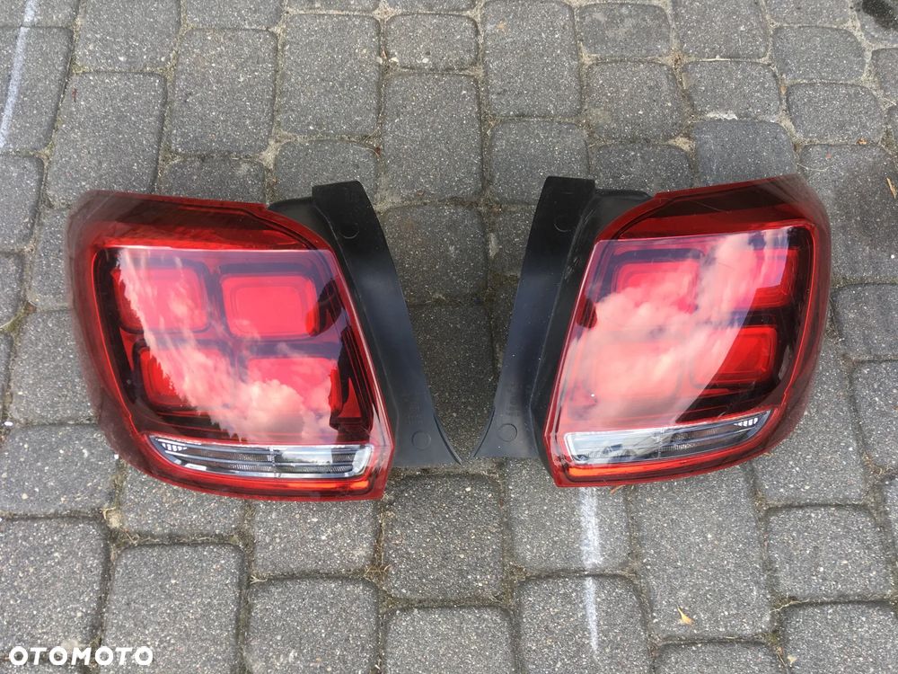 Dacia Sandero II Stepway tył lampa LEWA TYLNA - 1