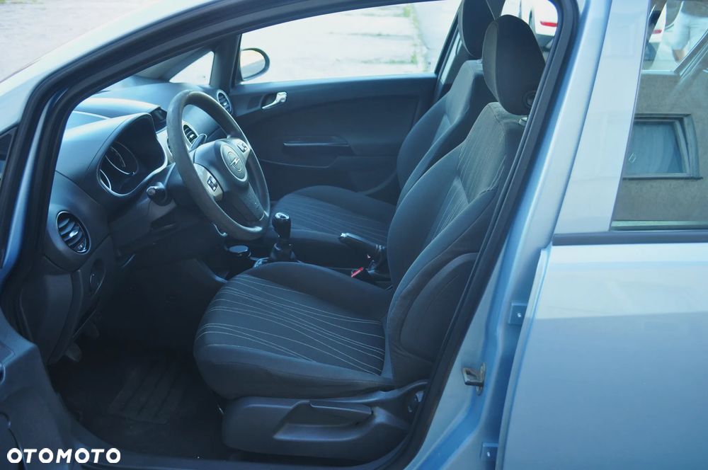 Opel Corsa 1.2 16V Enjoy - 25