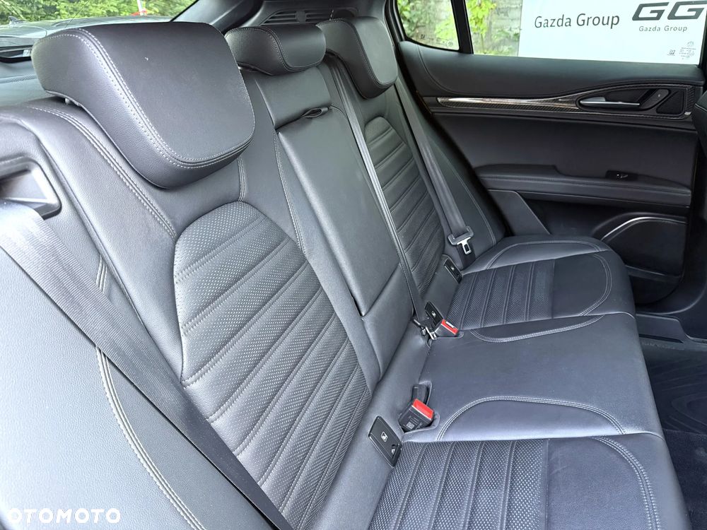 Alfa Romeo Stelvio 2.9 V6 Bi-Turbo Quadrifoglio Q4 - 13