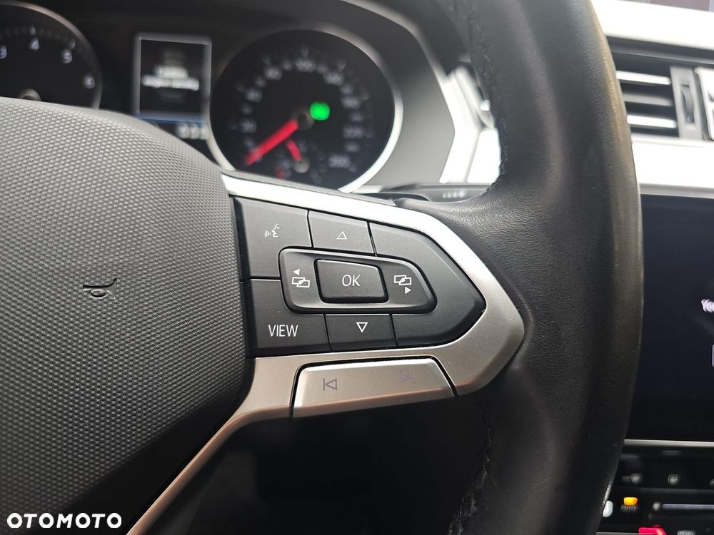 Volkswagen Passat Variant 1.5 TSI EVO Business DSG - 14