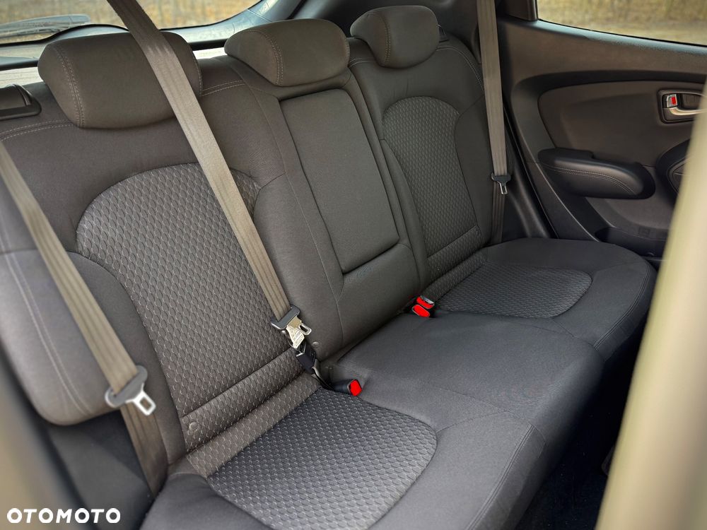 Hyundai ix35 1.6 2WD blue Style - 25