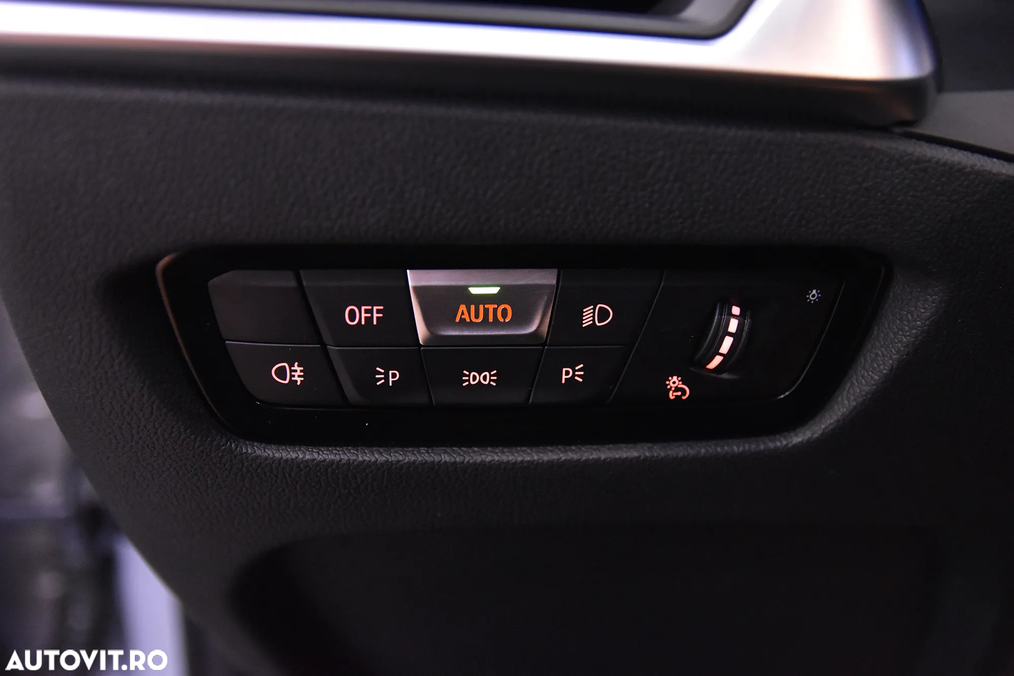 BMW Seria 3 330e Touring Aut. - 15