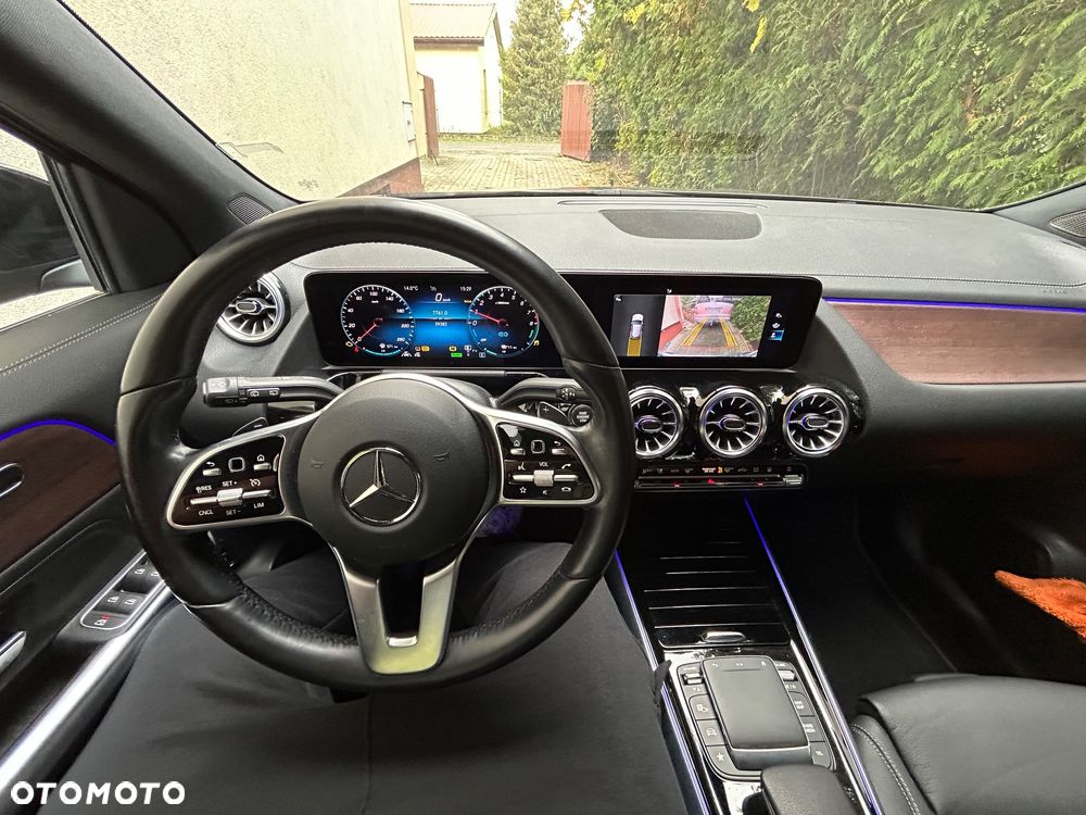 Mercedes-Benz GLA 250e Progressive - 11