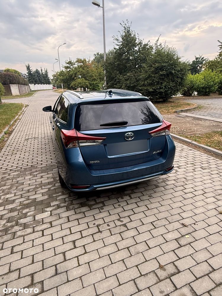 Toyota Auris 1.6 D-4D Prestige - 13