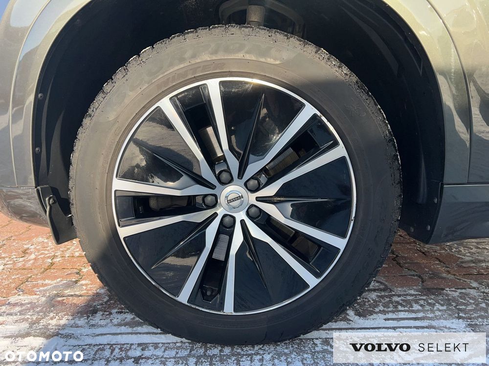 Volvo XC 90 - 22