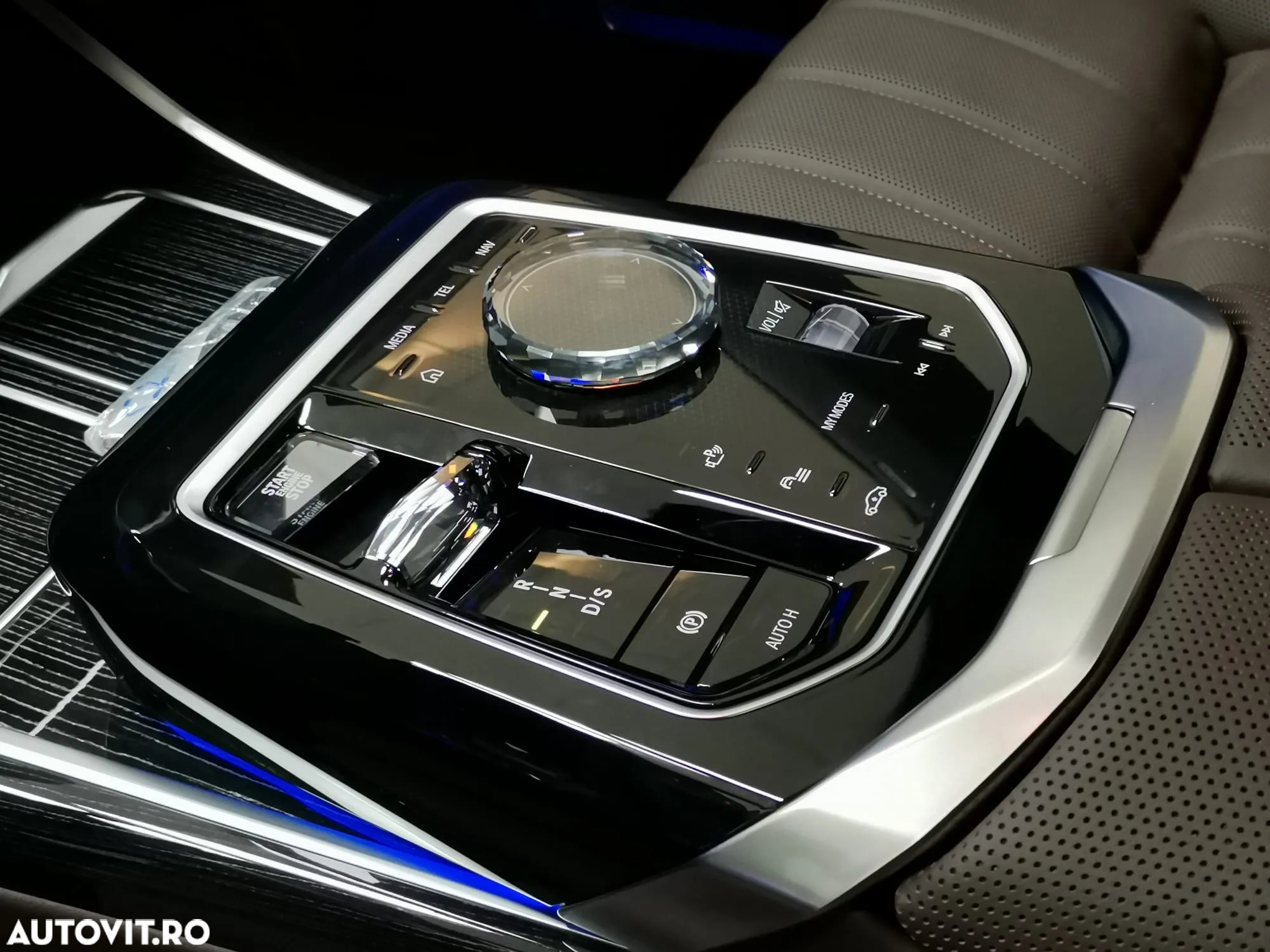 BMW Seria 7 750e xDrive AT PHEV - 8