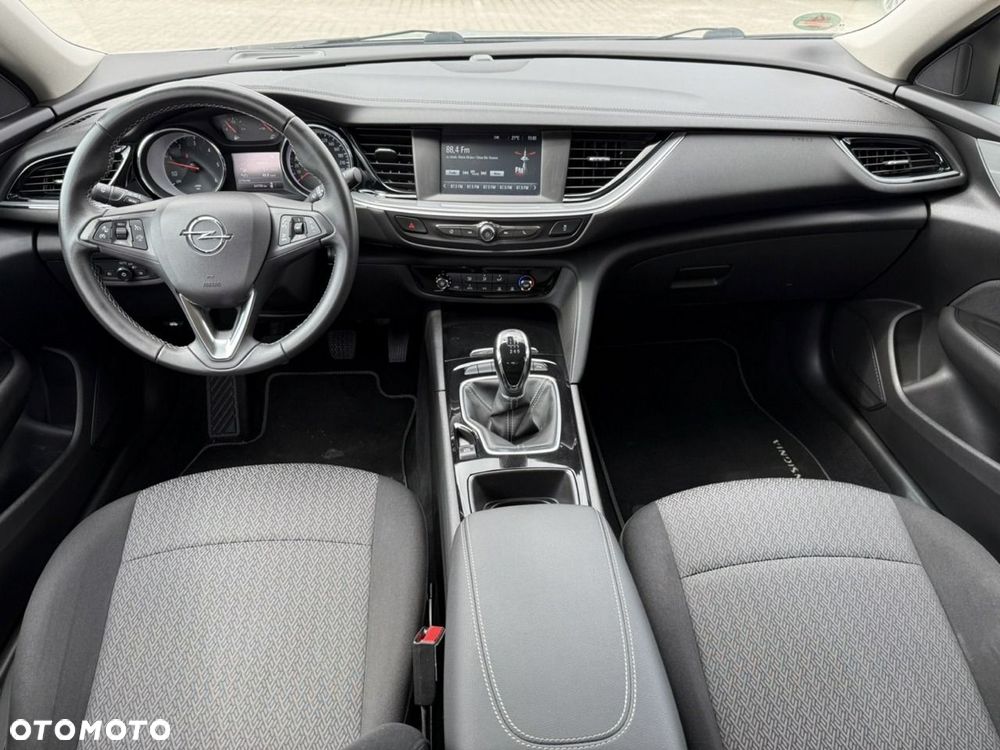 Opel Insignia - 15