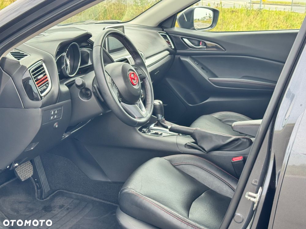 Mazda 3 - 15