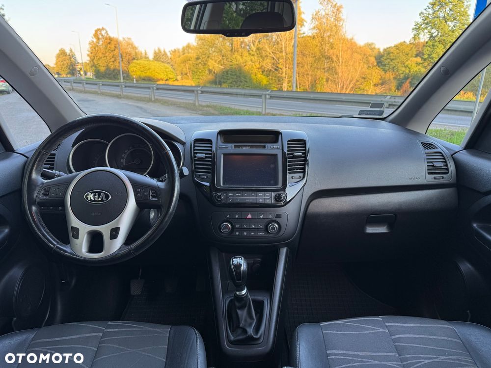 Kia Venga - 7