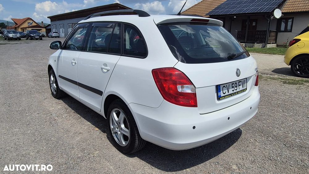 Skoda Fabia 1.2 HTP Ambition - 5