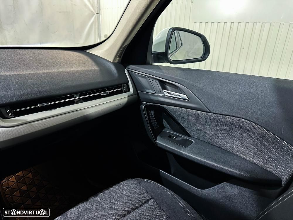 BMW iX1 xDrive30 - 23