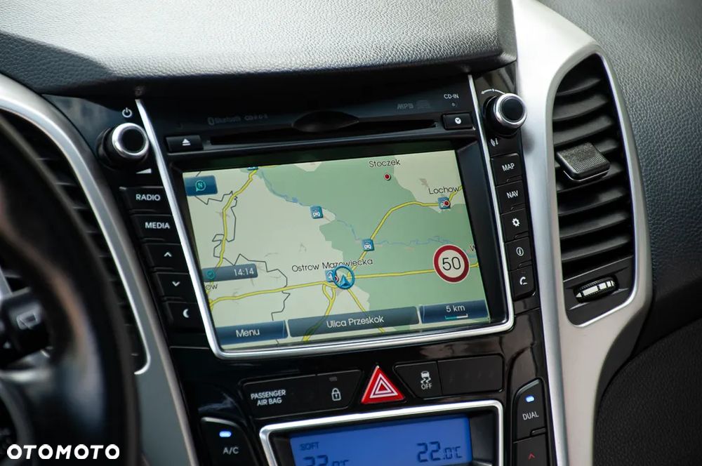 Hyundai i30 blue 1.6 CRDi Trend - 32