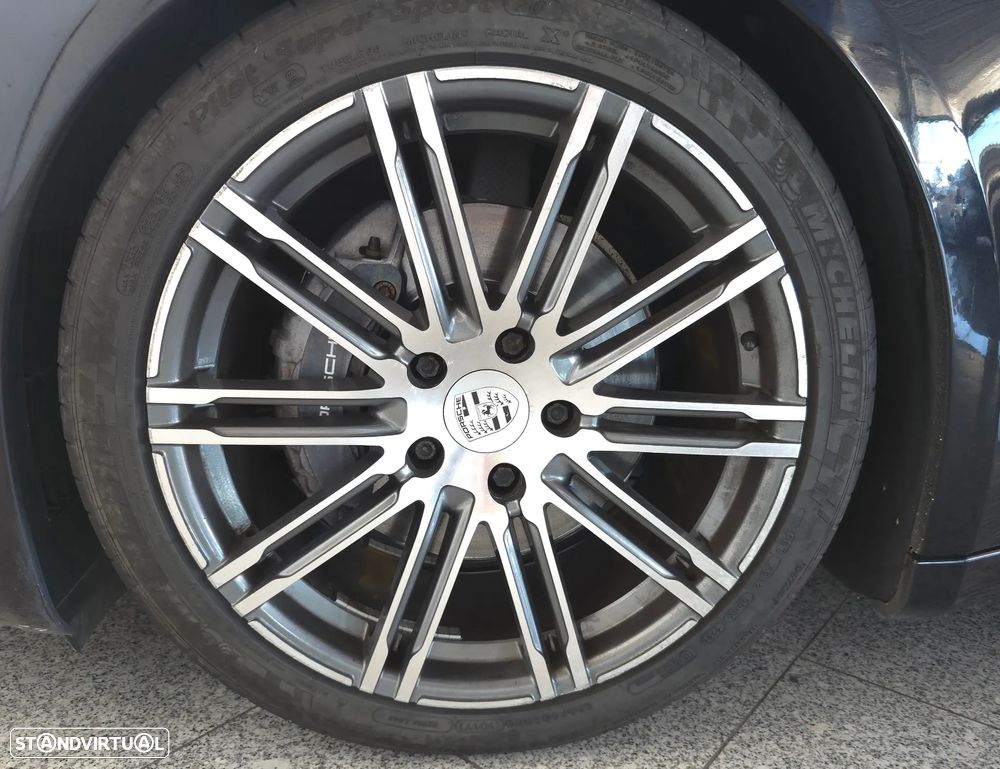 Porsche Panamera 3.0 V6 - 22