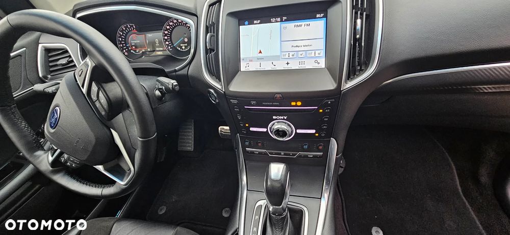 Ford Edge 2.0 TDCi Bi-Turbo 4x4 Sport - 28