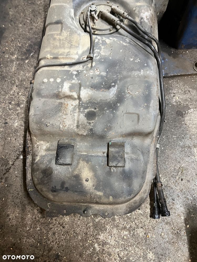 Zbiornik paliwa ssangyong actyon sport 2.0xdi - 3