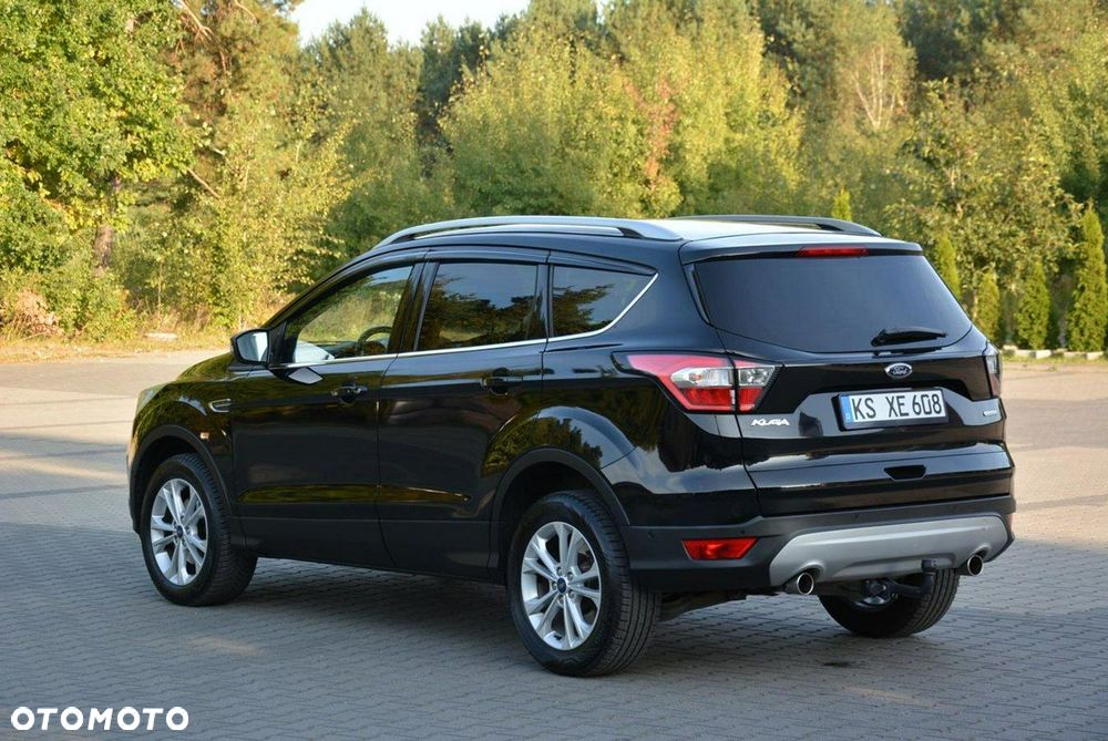 Ford Kuga 1.5 EcoBoost 2x4 Titanium - 6