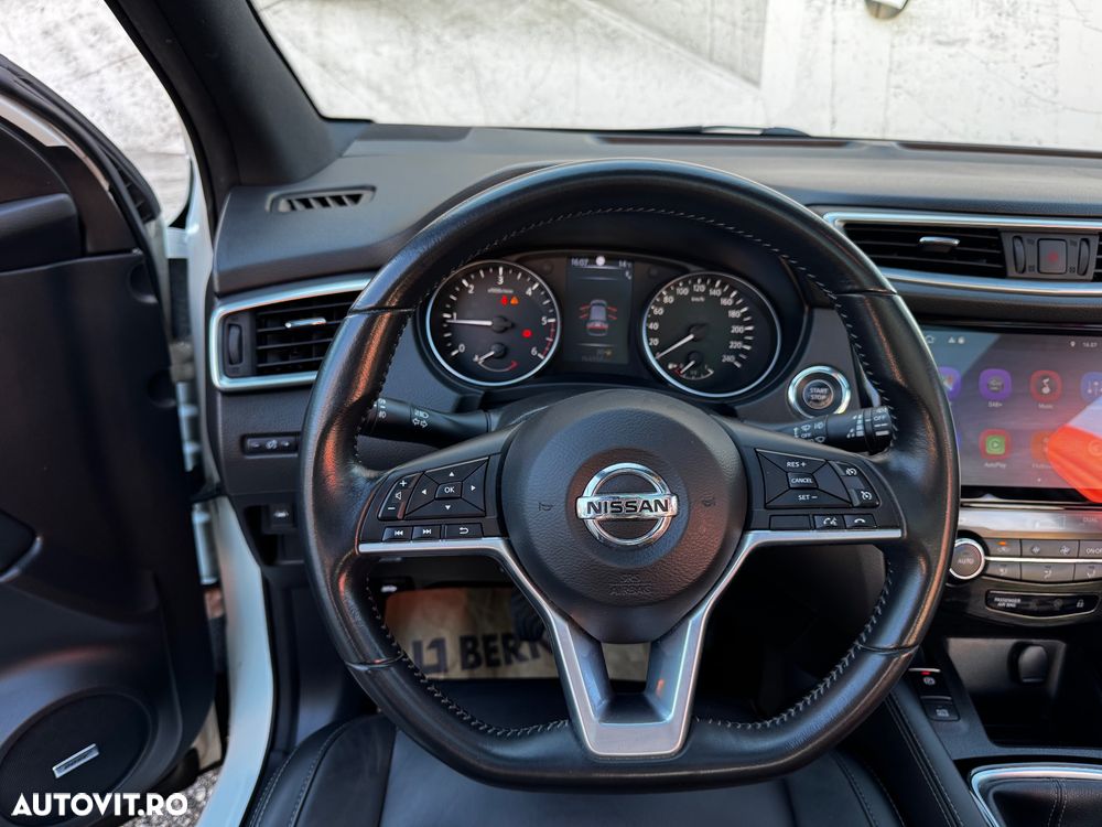 Nissan Qashqai 1.6 DCI TEKNA+ - 32