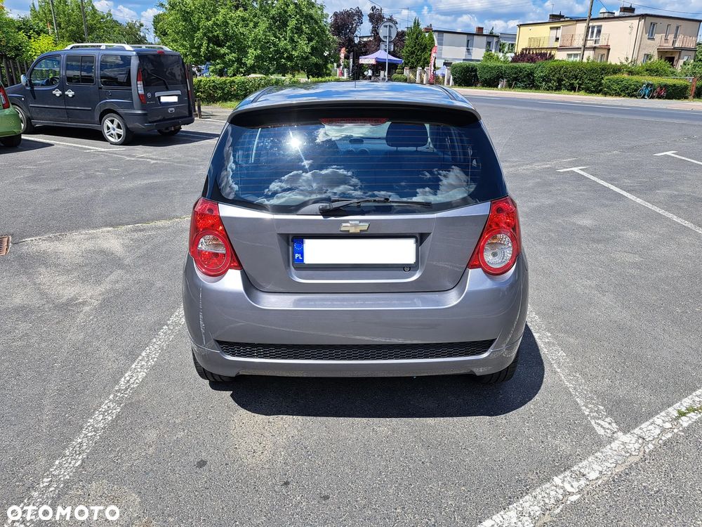 Chevrolet Aveo - 6