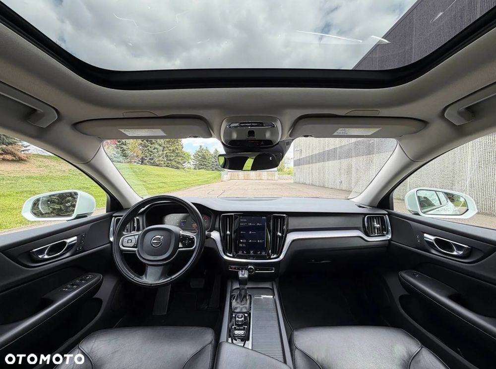 Volvo S60 T6 AWD Momentum Pro - 12