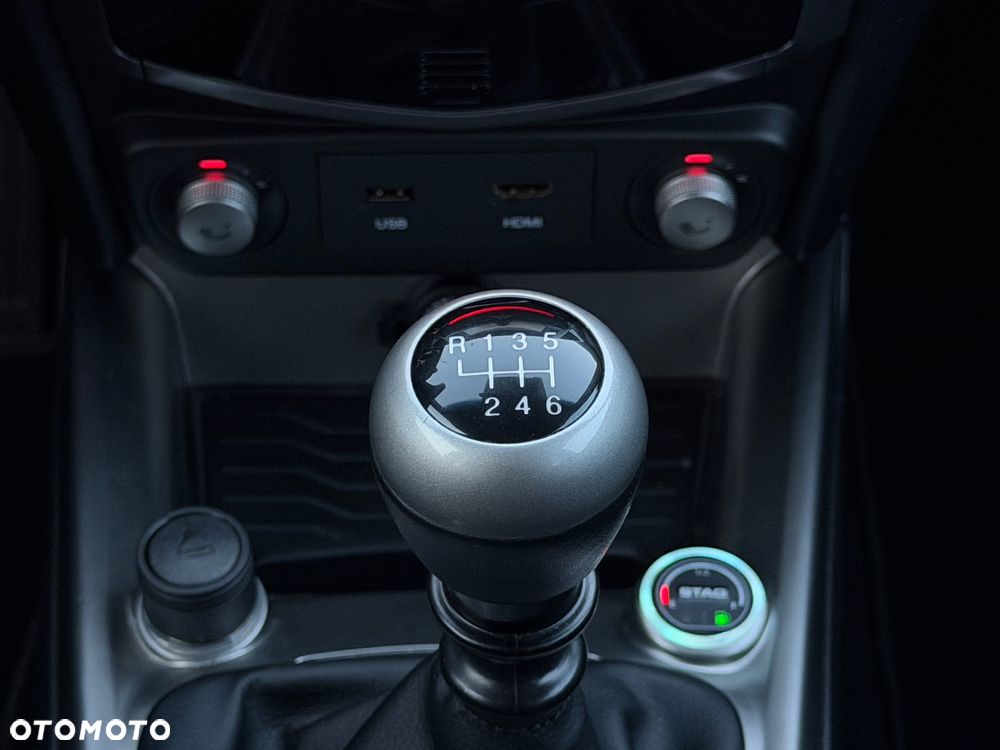 SsangYong/KGM Tivoli 1.6 Quartz - 19