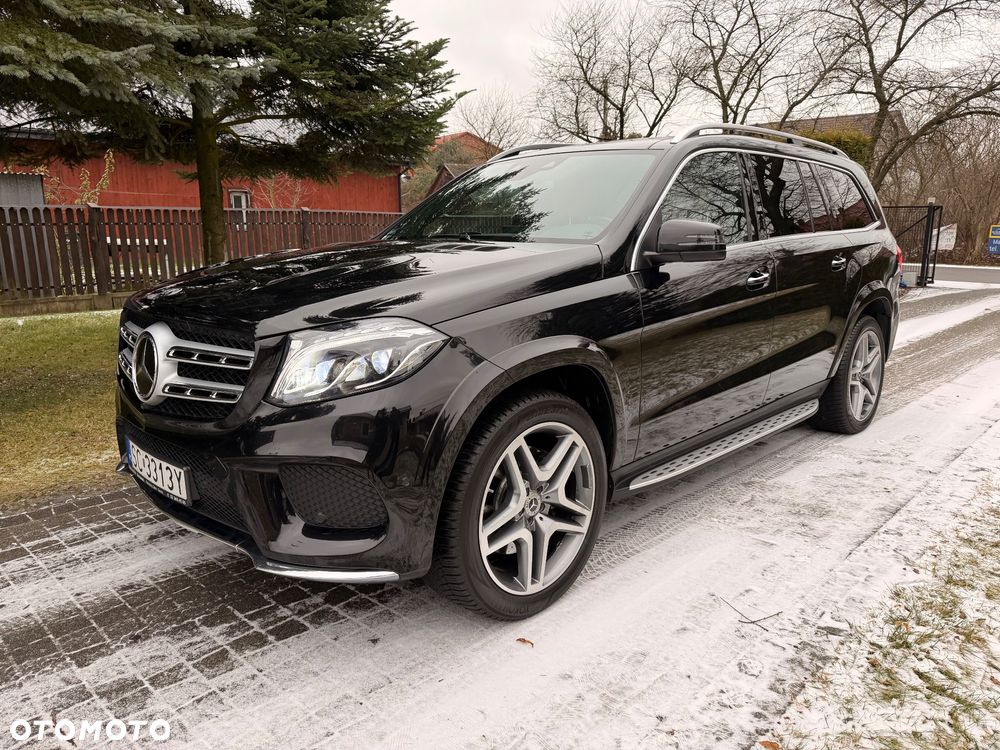 Mercedes-Benz GLS - 2