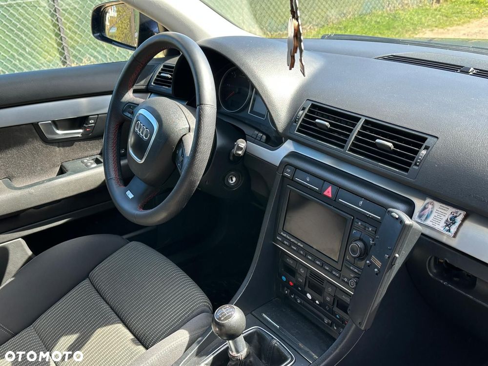 Audi A4 Avant 2.0 TDI - 6