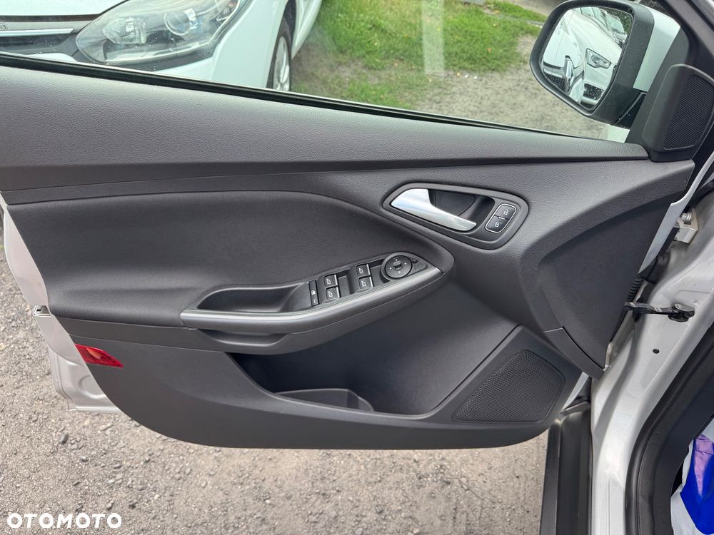 Ford Focus - 20