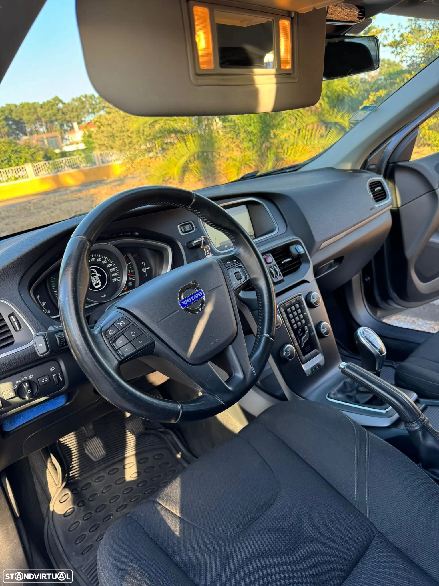 Volvo V40 1.6 D2 Eco Momentum - 13