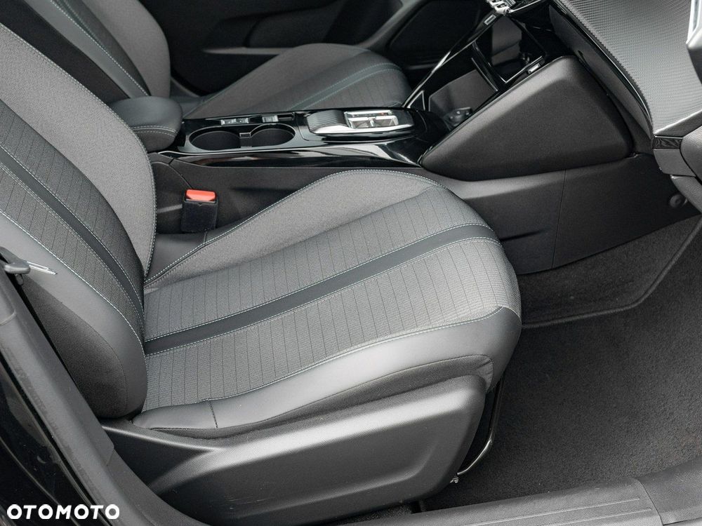 Peugeot 208 1.2 PureTech Allure Pack S&S EAT8 - 32