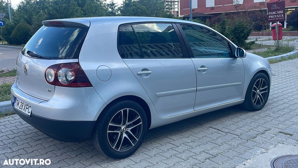 Volkswagen Golf - 4