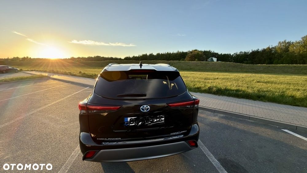 Toyota Highlander 2.5 Hybrid Executive Style - 9