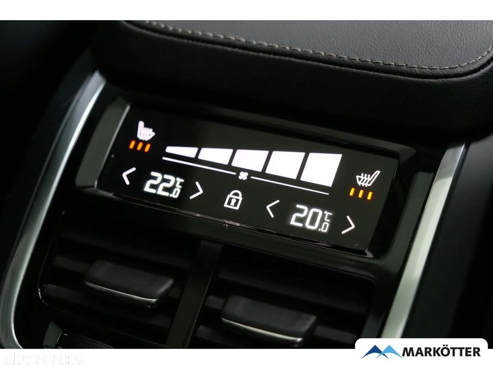 Volvo XC 90 T8 AWD Plug-in Hybrid Ultra Dark - 17