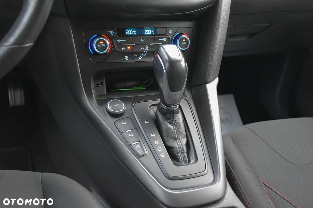 Ford Focus 1.5 EcoBoost ST-Line ASS PowerShift - 30
