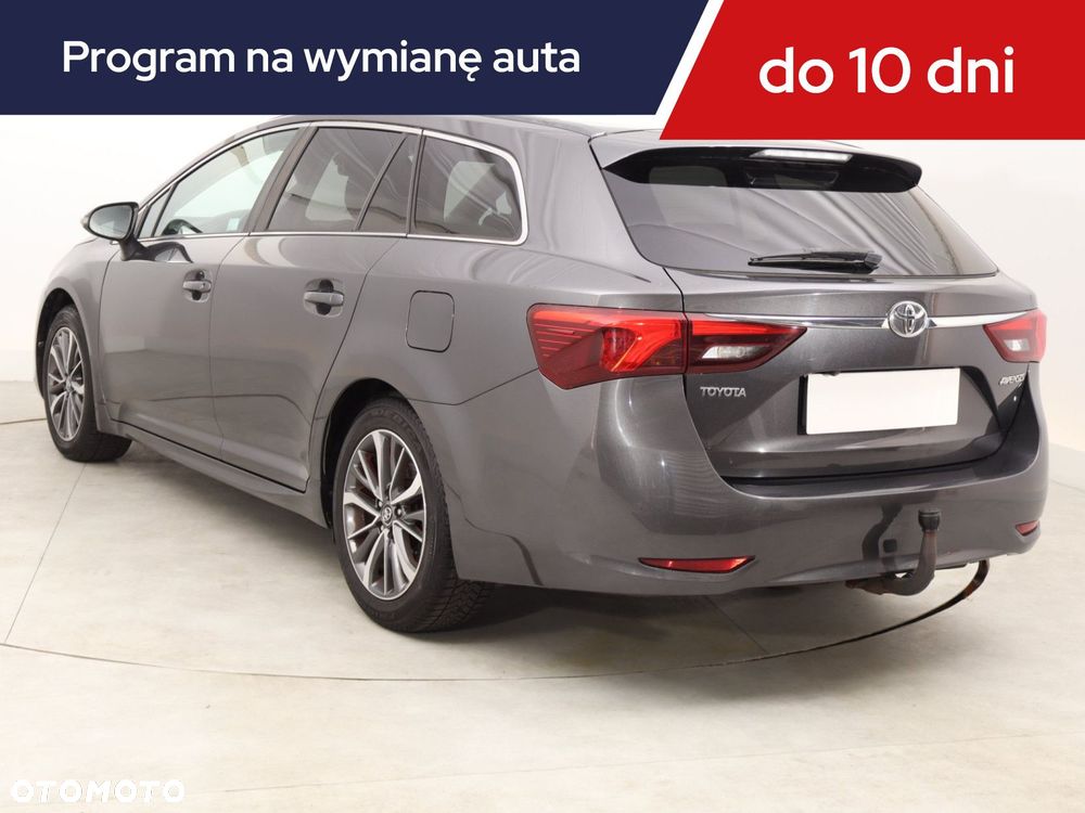 Toyota Avensis - 6