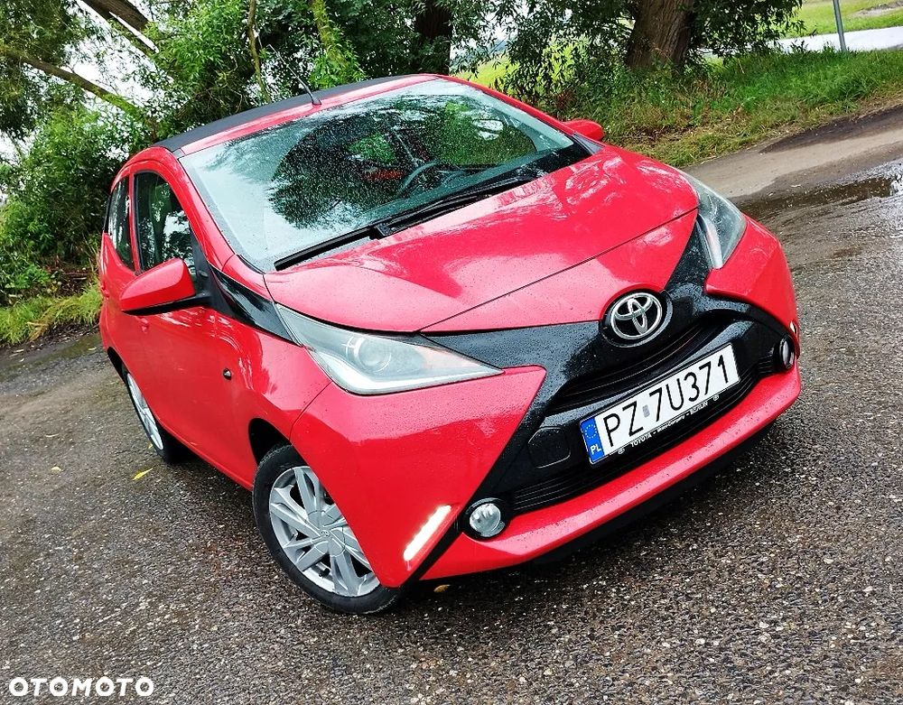 Toyota Aygo x-play - 2