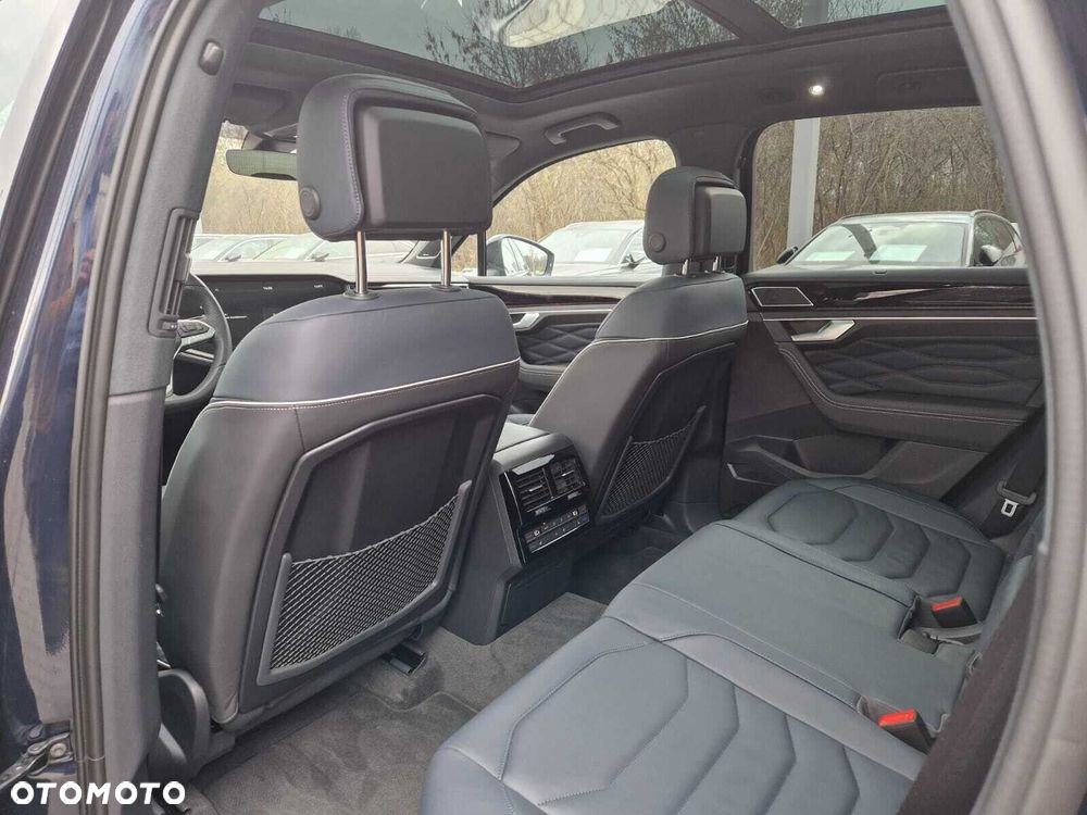 Volkswagen Touareg 3.0 V6 TDI 4Motion R-Line - 12