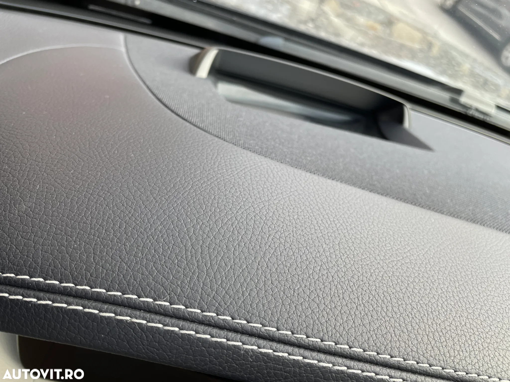 Mercedes-Benz S 350 d 4Matic 9G-TRONIC - 26